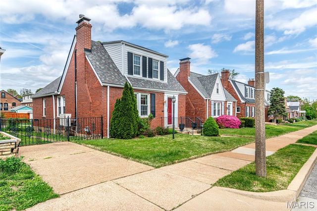 6555 Mardel Avenue, St Louis, MO 63109