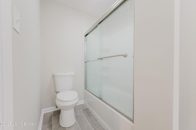 412 Ledgeview Park Dr, Louisville, KY 40206