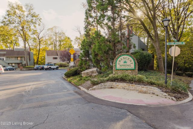 412 Ledgeview Park Dr, Louisville, KY 40206