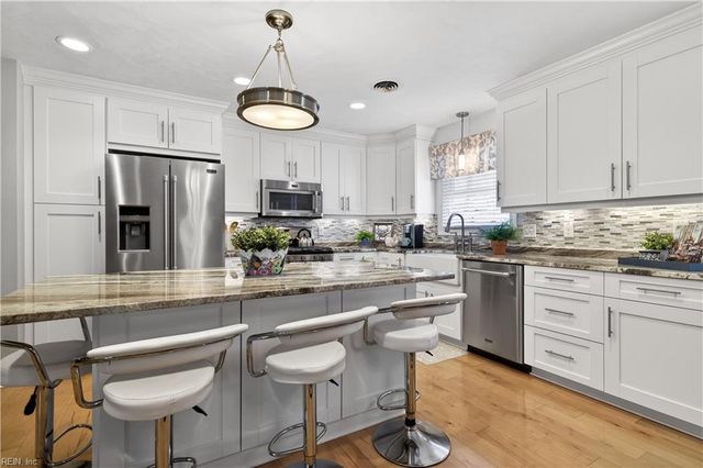 621 Chesopeian TRL, Virginia Beach, VA 23452