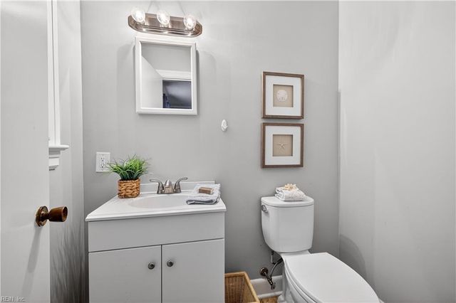 621 Chesopeian TRL, Virginia Beach, VA 23452