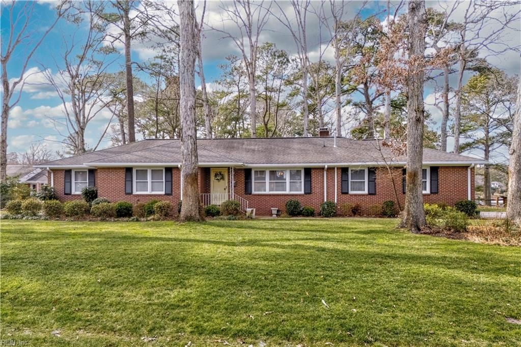 621 Chesopeian TRL, Virginia Beach, VA 23452