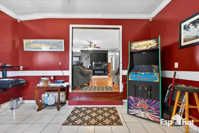 36 Ronald Drive E, Amityville, NY 11701