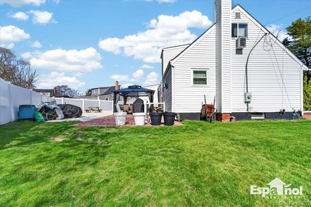 36 Ronald Drive E, Amityville, NY 11701