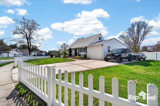 36 Ronald Drive E, Amityville, NY 11701