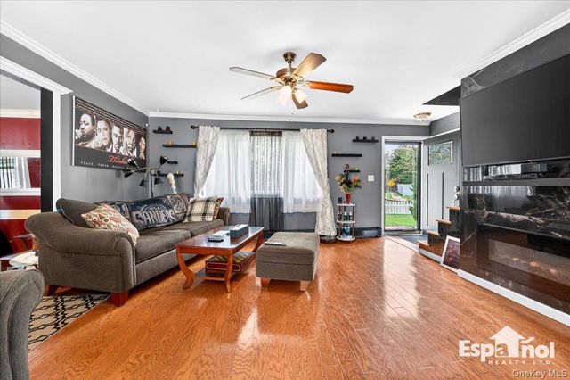 36 Ronald Drive E, Amityville, NY 11701