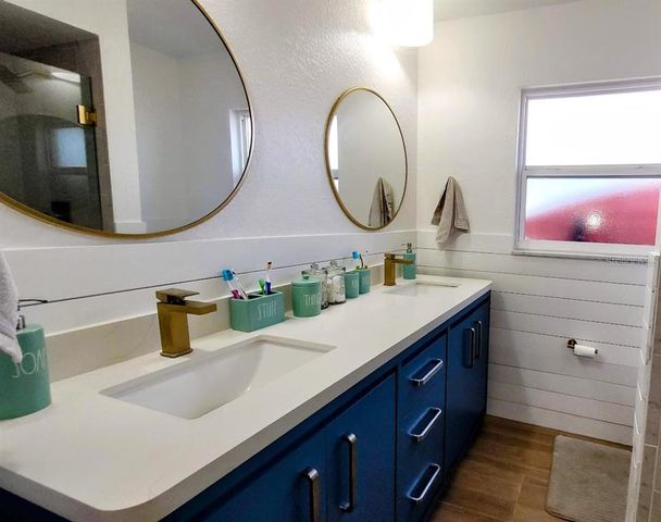 6337 COCOA LANE, Apollo Beach, FL 33572