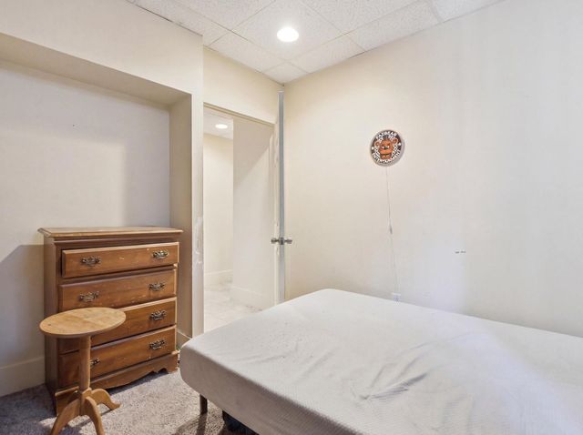 14 Mulberry Street, Nashua, NH 03061