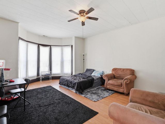 14 Mulberry Street, Nashua, NH 03061