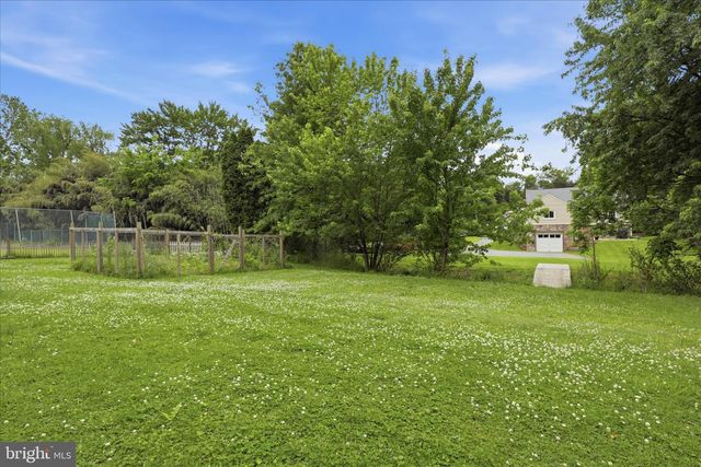 169 SCHOOL HOUSE RD, Lancaster, PA 17603