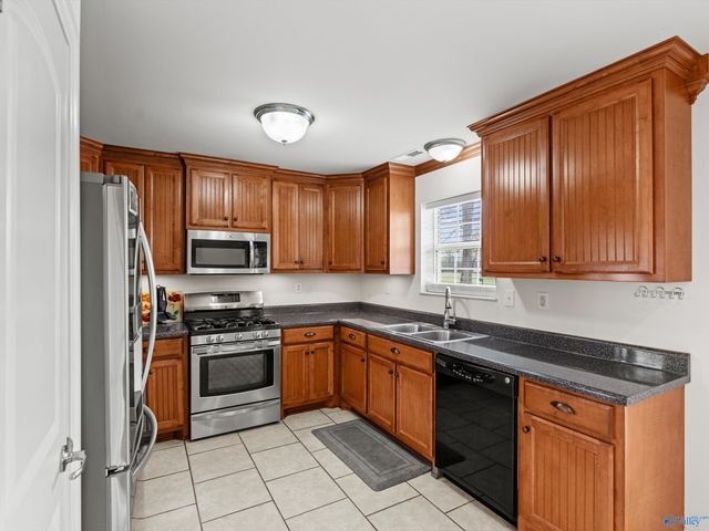 25433 Drawbaugh Road, Athens, AL 35613