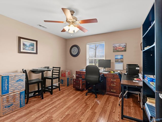 25433 Drawbaugh Road, Athens, AL 35613