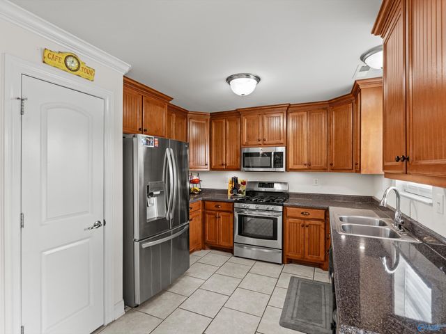 25433 Drawbaugh Road, Athens, AL 35613