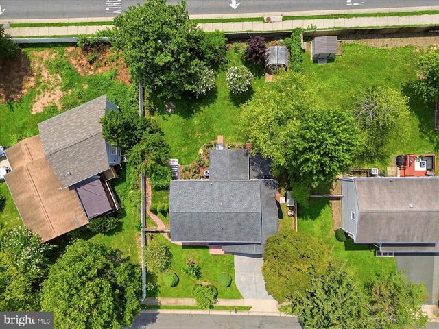 107 APPLETREE DR NE, Leesburg, VA 20176