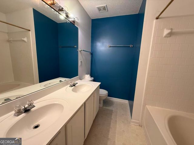 4063 Howell Park Road, Duluth, GA 30096