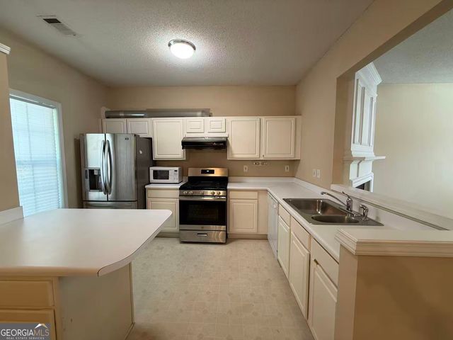 4063 Howell Park Road, Duluth, GA 30096