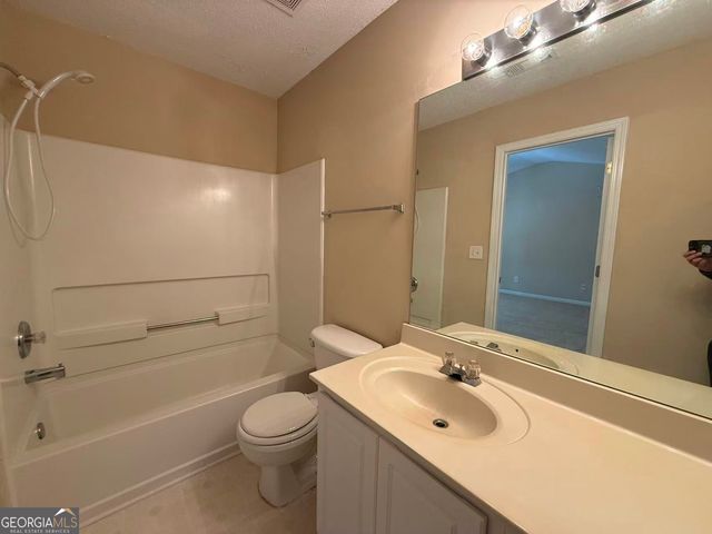 4063 Howell Park Road, Duluth, GA 30096