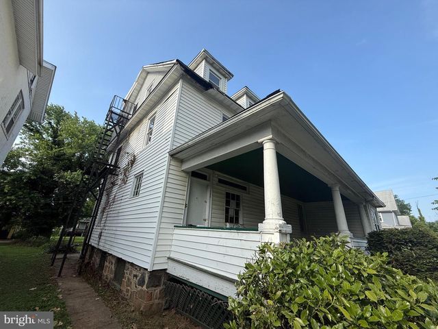 4300 FERNHILL AVE, Baltimore, MD 21215