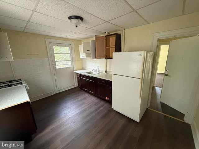 4300 FERNHILL AVE, Baltimore, MD 21215