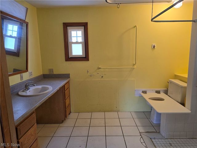 1472 Northeast Avenue, Tallmadge, OH 44278