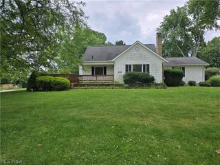 1472 Northeast Avenue, Tallmadge, OH 44278