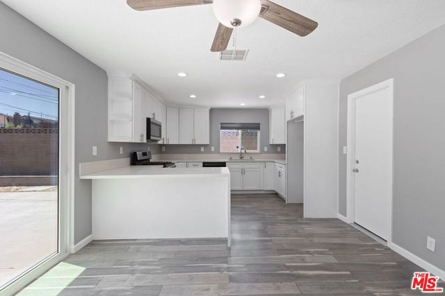 350 E Avenue R11, Palmdale, CA 93550