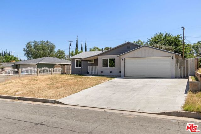 350 E Avenue R11, Palmdale, CA 93550