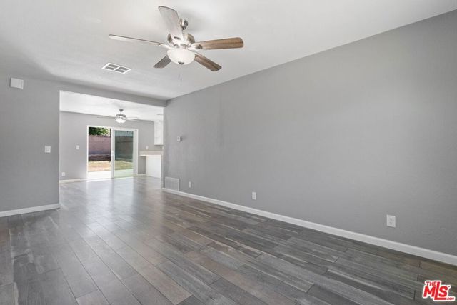 350 E Avenue R11, Palmdale, CA 93550