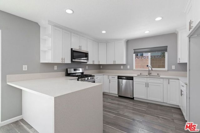 350 E Avenue R11, Palmdale, CA 93550