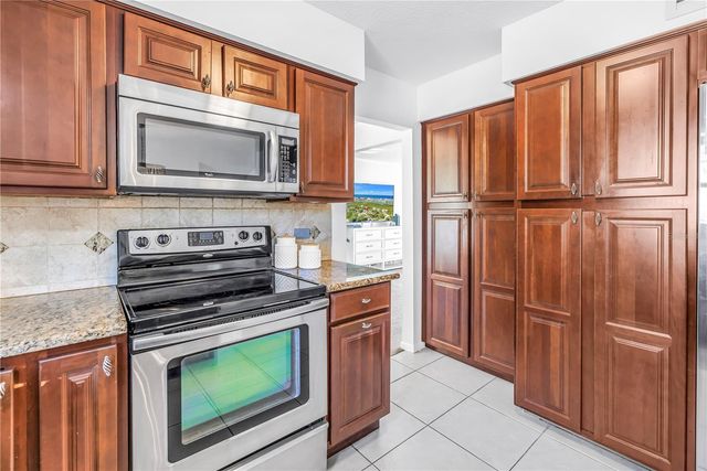 8500 144TH LANE, Seminole, FL 33776