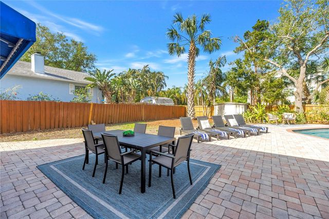 8500 144TH LANE, Seminole, FL 33776