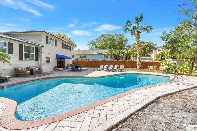 8500 144TH LANE, Seminole, FL 33776