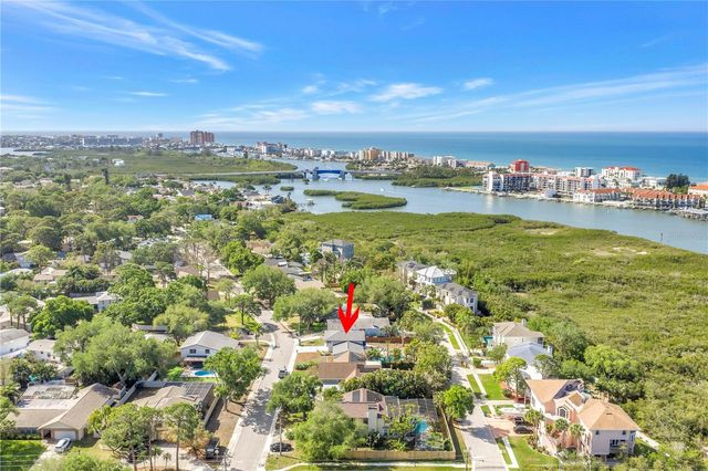8500 144TH LANE, Seminole, FL 33776