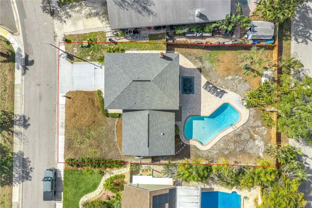 8500 144TH LANE, Seminole, FL 33776