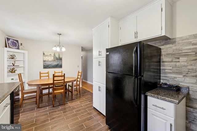 217 WOODPOINT AVE, Hagerstown, MD 21740