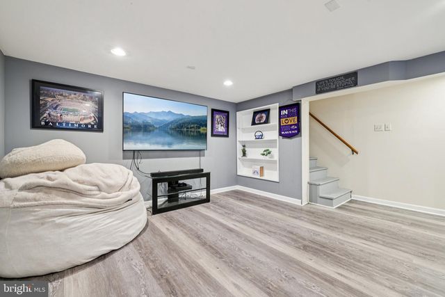 217 WOODPOINT AVE, Hagerstown, MD 21740