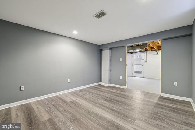 217 WOODPOINT AVE, Hagerstown, MD 21740