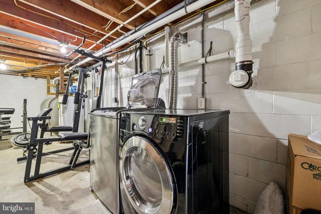 217 WOODPOINT AVE, Hagerstown, MD 21740