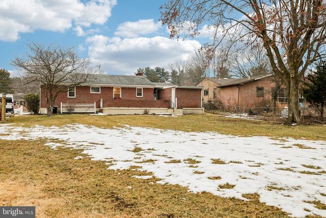 217 WOODPOINT AVE, Hagerstown, MD 21740