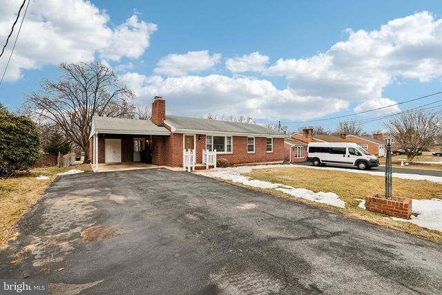 217 WOODPOINT AVE, Hagerstown, MD 21740