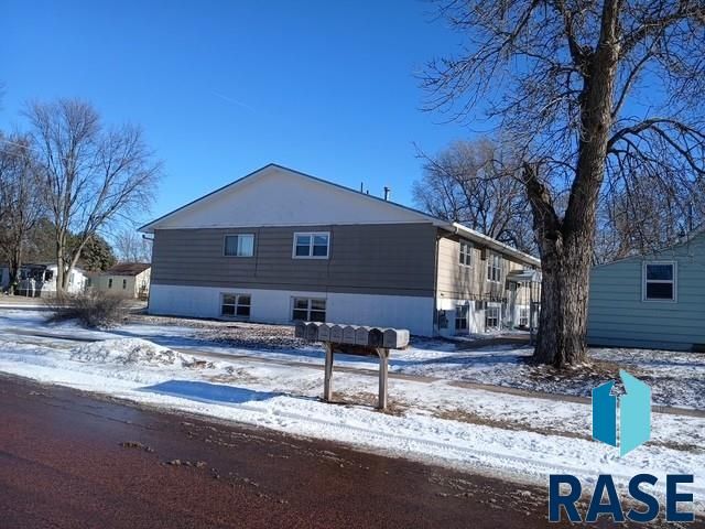 235 W 1st St Street, Tea, SD 57064
