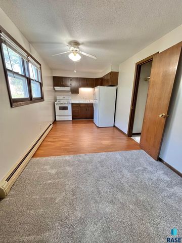 235 W 1st St Street, Tea, SD 57064