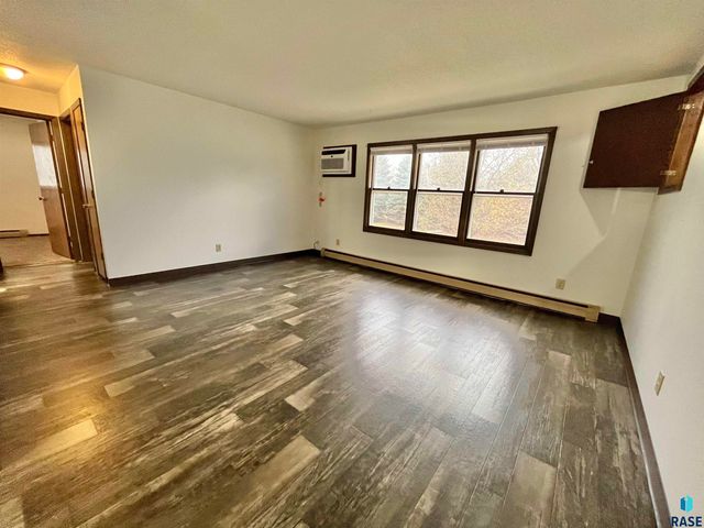 235 W 1st St Street, Tea, SD 57064