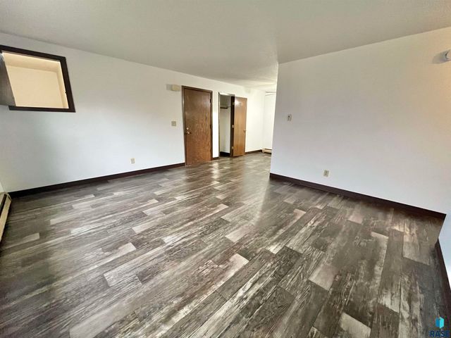 235 W 1st St Street, Tea, SD 57064