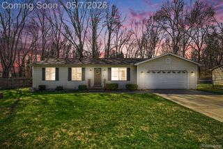 790 Luna Court, Orion Charter Township, MI 48362