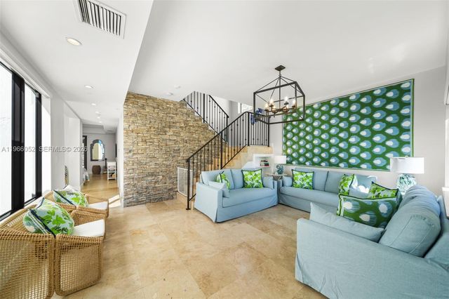 6001 SW 28th St, Miami, FL 33155