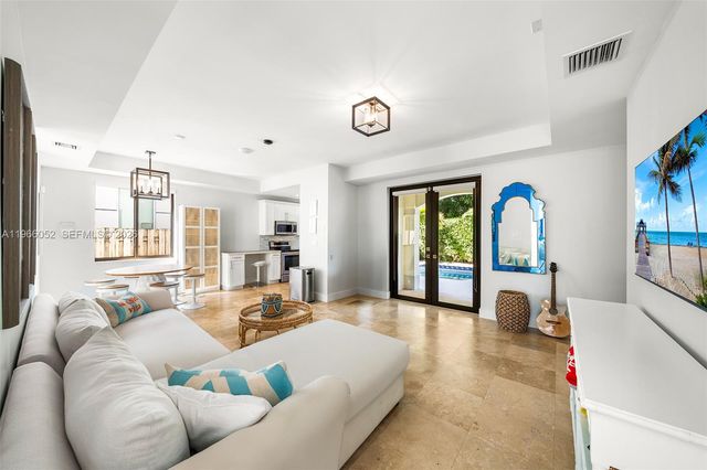 6001 SW 28th St, Miami, FL 33155