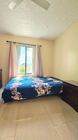1004 Green Pine Boulevard G1, West Palm Beach, FL 33409
