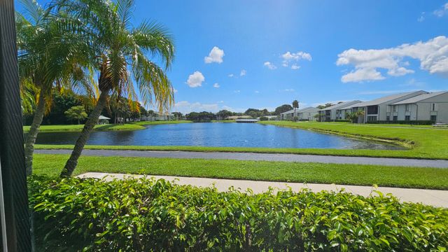 1004 Green Pine Boulevard G1, West Palm Beach, FL 33409