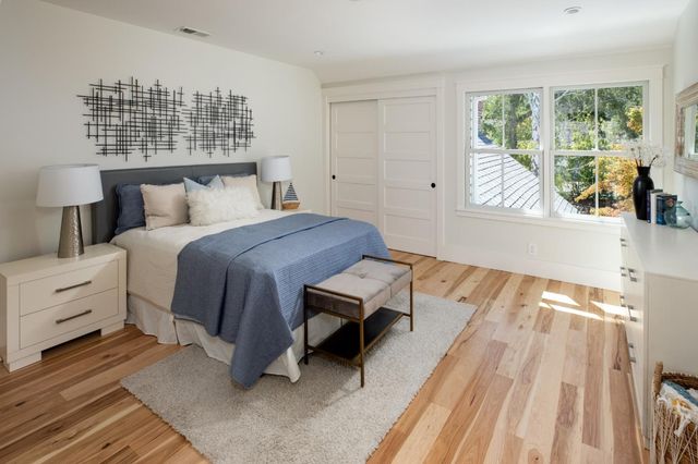 13415 Country Way, Los Altos Hills, CA 94022